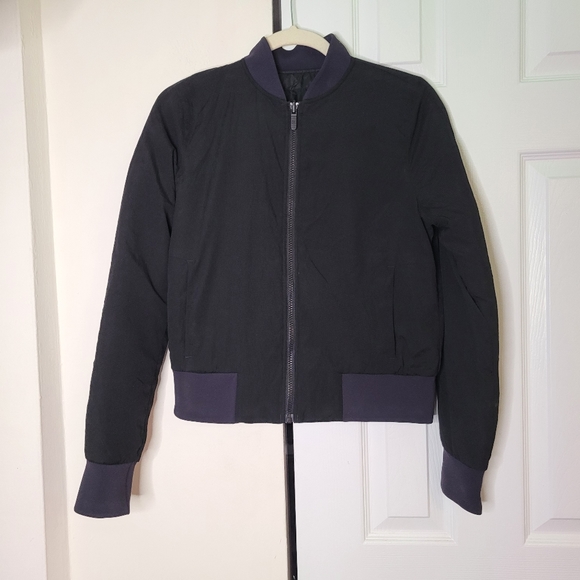 Lululemon Non-Stop Bomber (First Release) Size 4 - Picture 5 of 15